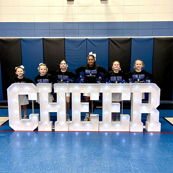 Picture of Bethany Cheer team.