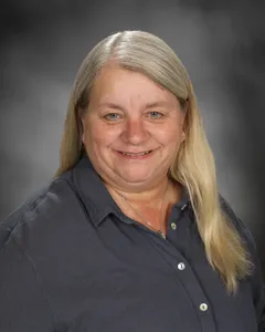 Teacher Darlene Zellmer